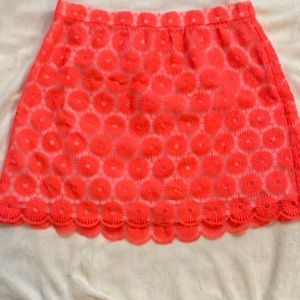 Lace floral detail skirt